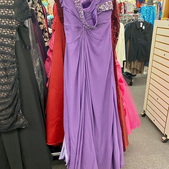 Purple Sz. 8 One Shoulder Beaded Long Dress - Picture 9 of 12